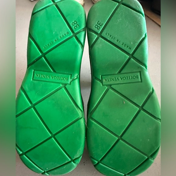 Gently Worn Bottega Veneta Kelly Green Puddle Boots - Picture 4 of 7